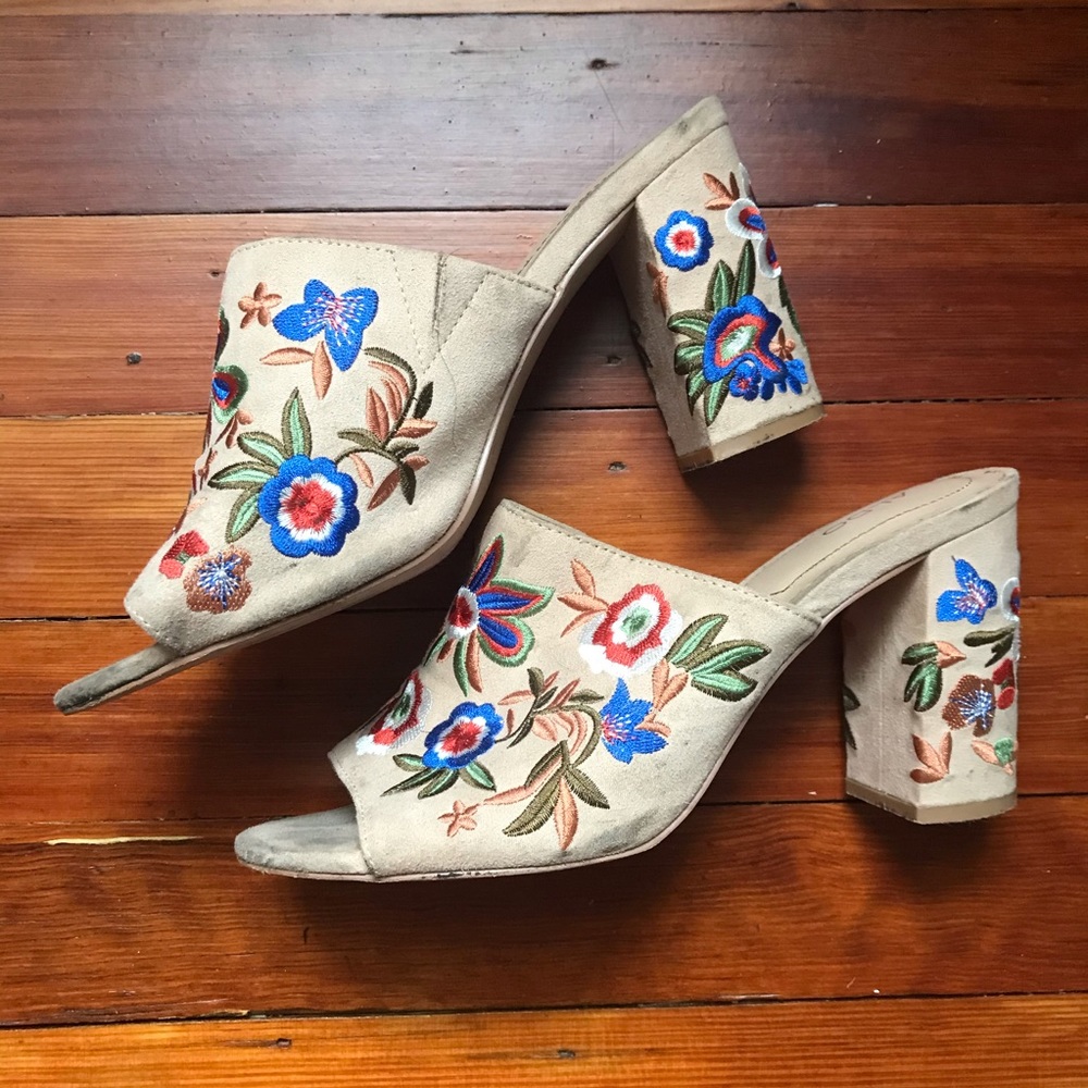 Floral heels